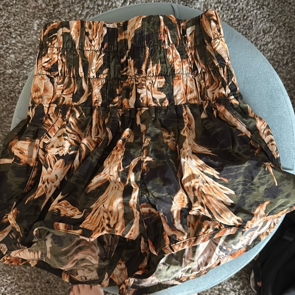 Free people shorts - Picture 1 of 3